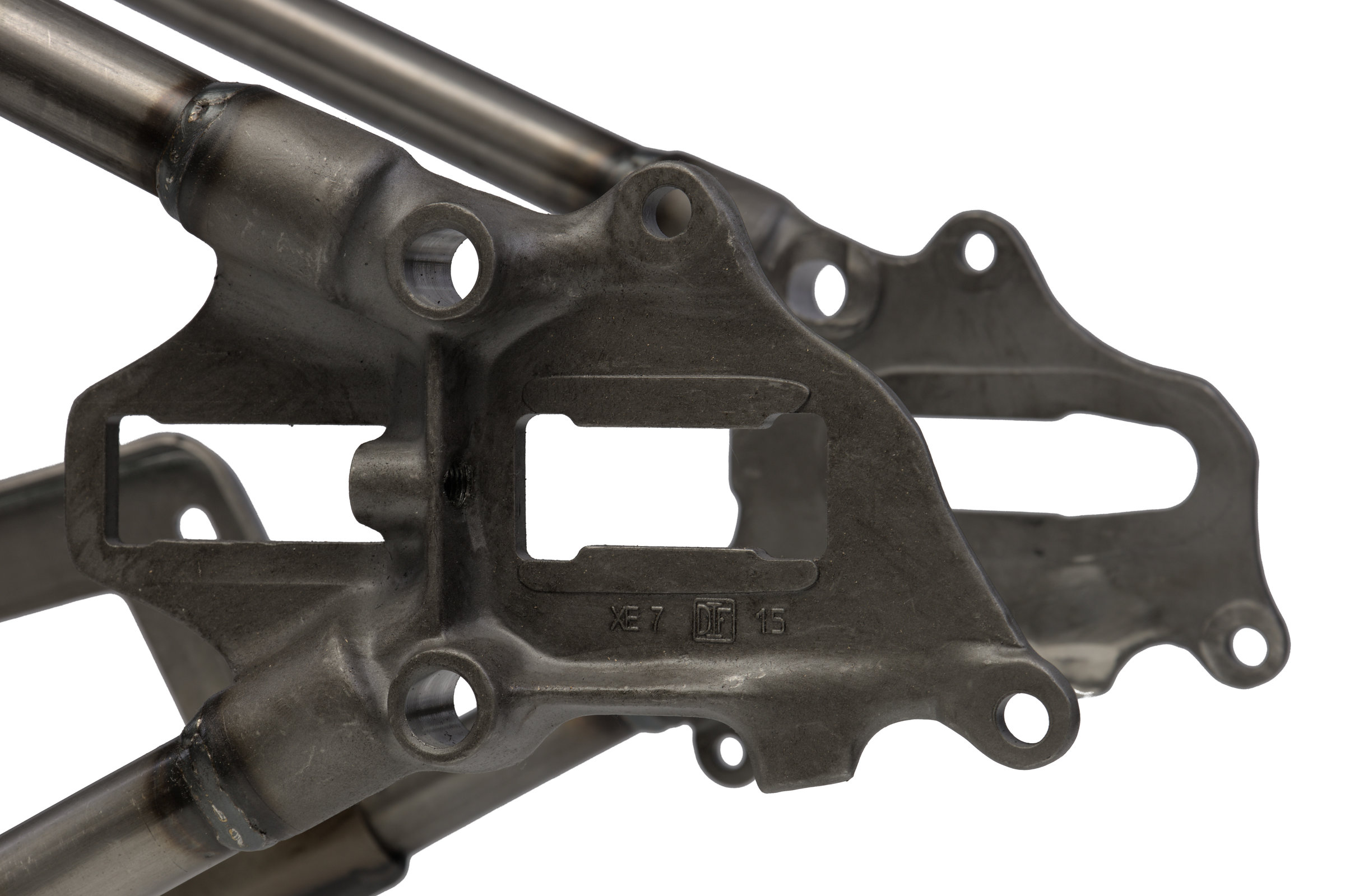 1952–1953 FL Panhead Wishbone Rigid Frame - Axle Mounting Bracket detail